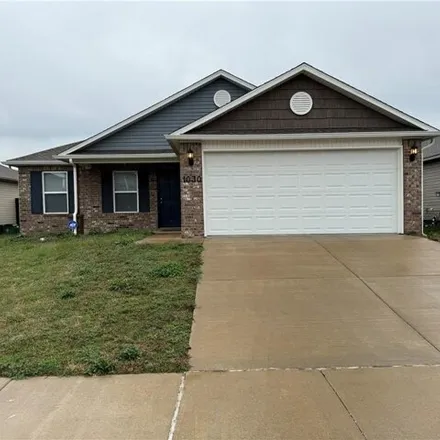 Rent this 3 bed house on East Sparrow Circle in Fayetteville, AR 72701