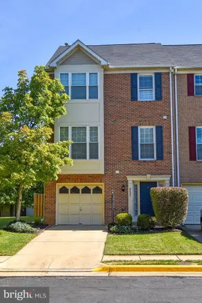 Rent this 3 bed townhouse on 6675 Kelsey Point Circle in Rose Hill, VA 22315