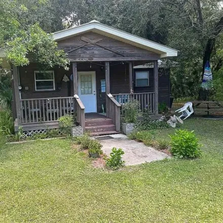 Buy this 2 bed house on 498 1st Avenue North in Steinhatchee, Taylor County