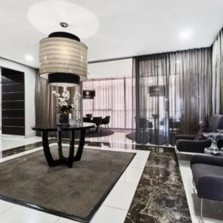 Image 3 - Benmore Gardens, Benmore Road, Sandton, 2031, South Africa - Apartment for rent