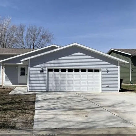 Buy this 4 bed house on 3029 Mary Street in Yankton, SD 57078