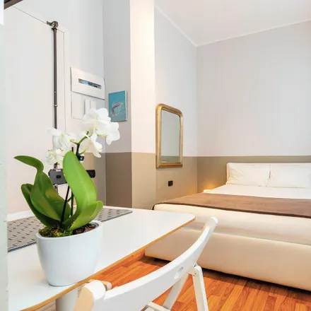 Rent this 1 bed apartment on Osteria Italiana in Via Napo Torriani, 22