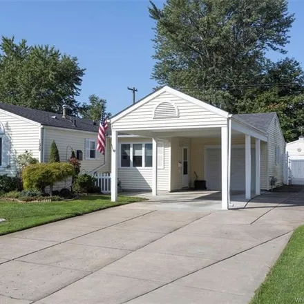 Buy this 3 bed house on 136 Cornell Drive in Cheektowaga, NY 14043