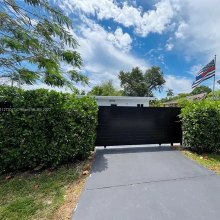Rent this studio condo on 14645 North Spur Drive in Sixth Avenue Trailer Park, Miami-Dade County