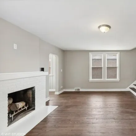 Image 3 - 1040 West 103rd Street, Chicago, IL 60643, USA - House for sale