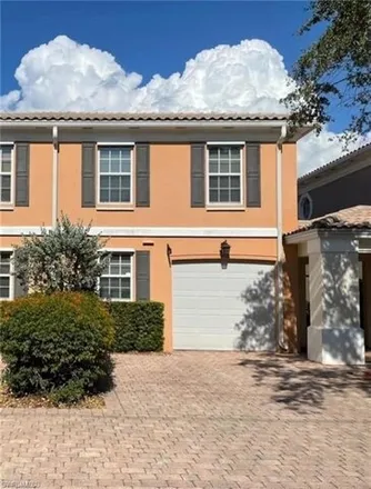 Rent this 3 bed townhouse on 5631 Cove Circle in Collier County, FL 34119