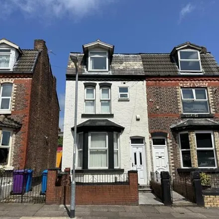 Buy this 3 bed duplex on Boswell Street in Liverpool, L8 0RW