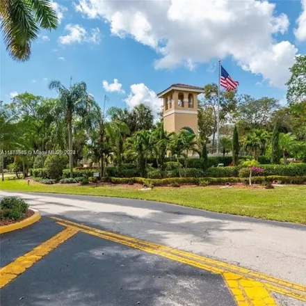 Rent this 3 bed townhouse on 347 Palm Way in Pembroke Pines, FL 33025