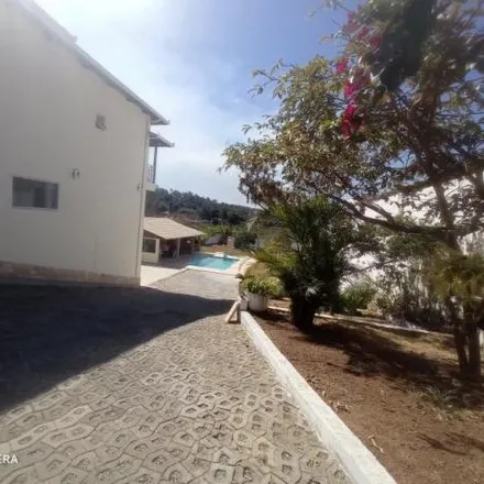Buy this 4 bed house on Rua Onze in Vargem das Flores, Contagem - MG