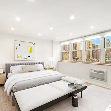 Image 3 - 239 East 79th Street, New York, NY 10075, USA - Apartment for rent