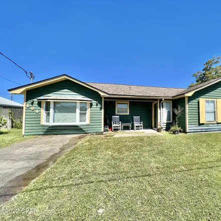 Buy this 3 bed house on 604 Sparrow Street in Lynn Haven, FL 32444