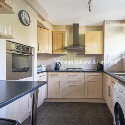 Image 3 - unnamed road, London, SW17 8BJ, United Kingdom - House for rent