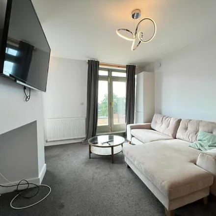 Rent this 1 bed room on 10-12 The Ropewalk in Nottingham, NG1 5DT