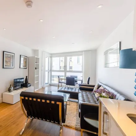 Rent this 2 bed apartment on Bryantwood Road in London, N7 7BB