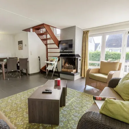 Rent this 2 bed apartment on Leopold II-laan 3 in 8670 Koksijde, Belgium