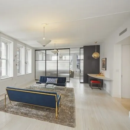Image 3 - The Liberty Tower, 55 Liberty Place, New York, NY 10038, USA - Apartment for sale