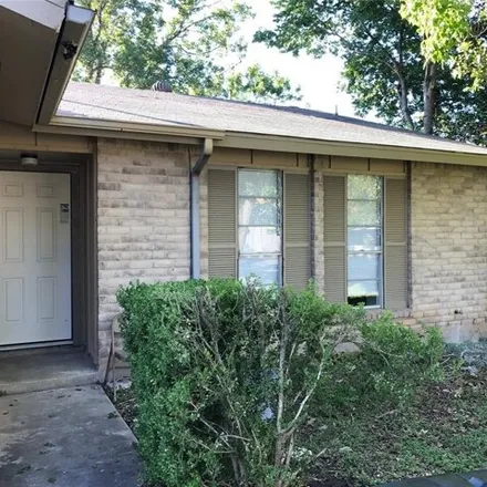 Rent this 3 bed house on 740 Pack Saddle Pass in Round Rock, TX 78681