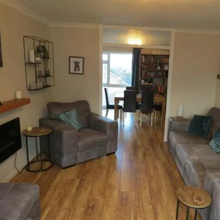 Image 3 - 6 Greenacre Drive, Bedwas, CF83 8HH, United Kingdom - House for sale