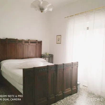 Rent this 1 bed apartment on Pizzeria Porta a Lucca in Via Martiri delle Ardeatine, 56123 Pisa PI
