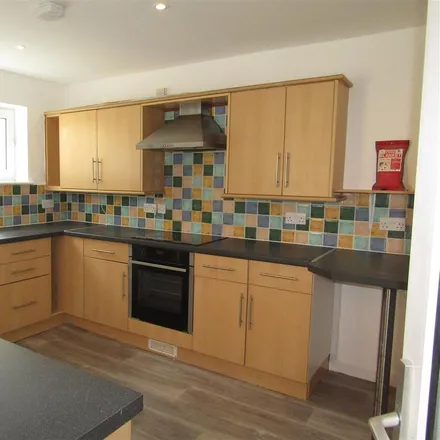 Image 4 - 62 Priory Road, Exeter, EX4 7AR, United Kingdom - House for rent