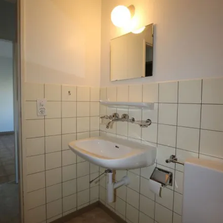 Rent this 3 bed apartment on Weiherweg 86 in 4054 Basel, Switzerland