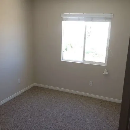 Image 2 - 13747 Ashmont Street, Victorville, CA 92392, USA - Apartment for rent