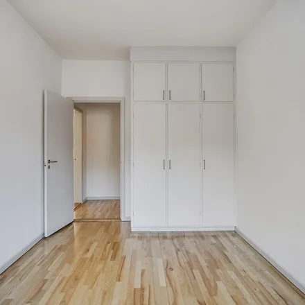 Rent this 4 bed apartment on Irma-torvet in Kalvehavevej, 3400 Hillerød