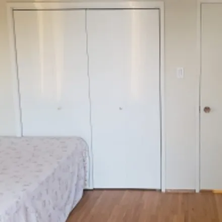 Image 3 - White Rock, BC V4B 1C2, Canada - Room for rent
