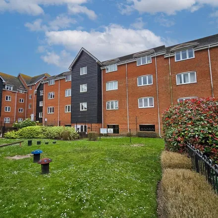 Image 2 - Priory Riverside, 16 Priory Avenue, Southampton, SO17 2NS, United Kingdom - Apartment for rent