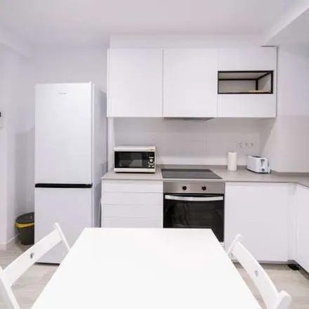 Image 4 - Avinguda del Cid, 14, 46018 Valencia, Spain - Apartment for rent