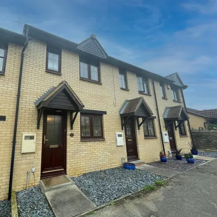 Rent this 2 bed townhouse on Hipwell Court in Olney, MK46 5QB