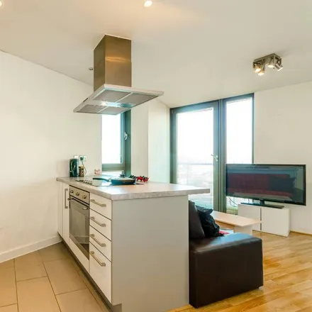 Image 1 - George Hudson Tower, High Street, London, E15 2PP, United Kingdom - Apartment for rent