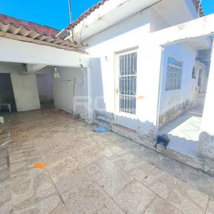 Rent this 2 bed house on Avenida Arnoldo Almedia Pires in Loteamento de Interesse Social Cidade Aracy, São Carlos - SP