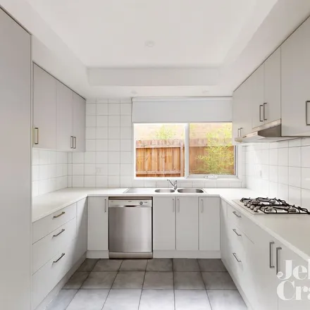 Rent this 3 bed apartment on Hambledon Road in Hawthorn VIC 3122, Australia