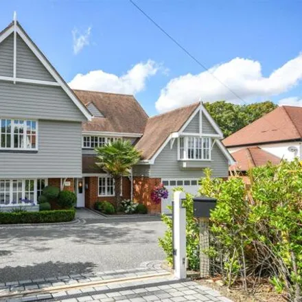 Image 1 - Greenway, Brentwood, CM13 2NP, United Kingdom - House for sale