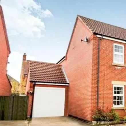 Rent this 4 bed house on Bobbin Lane in Lincoln, LN2 4ZB