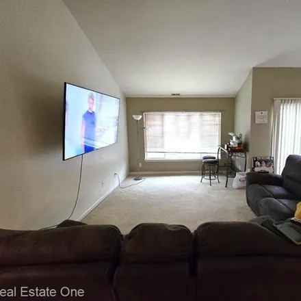 Image 3 - 3685 Whitaker Drive, Melvindale, MI 48122, USA - Condo for rent