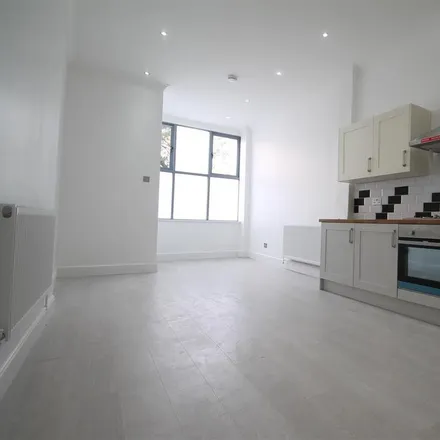 Rent this 1 bed apartment on Amersham Arms in 388 New Cross Road, London