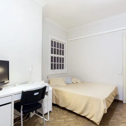 Rent this 3 bed apartment on Arense in Carrer de Provença, 470