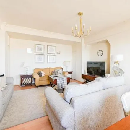 Image 7 - Chiltern Court, Baker Street, London, NW1 5RT, United Kingdom - Apartment for sale