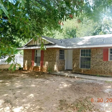 Rent this 3 bed house on 1593 Austin Drive in Tyler, TX 75701