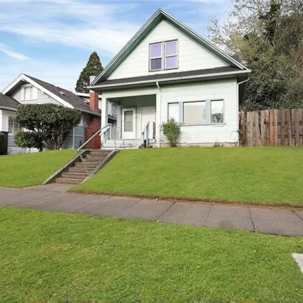 Buy this studio house on 1379 South 17th Street in Tacoma, WA 98405