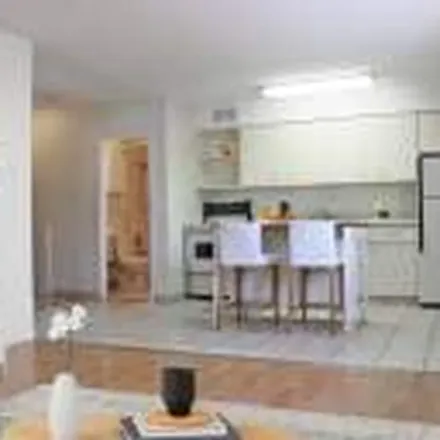 Image 4 - The Connemara, 807 Royal Avenue SW, Calgary, AB T2T 0L4, Canada - Apartment for rent