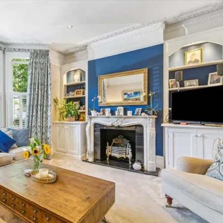 Image 3 - Jessica Road, London, SW18 2QN, United Kingdom - Townhouse for sale