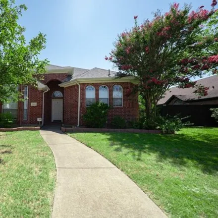 Buy this 3 bed house on 1642 Woodmont Avenue in Rowlett, TX 75089