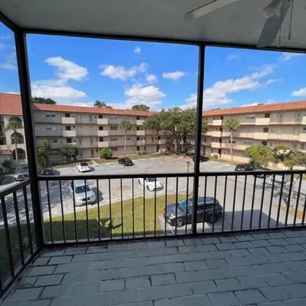 Rent this 2 bed apartment on 3 in 6361 Falls Circle Drive North, Lauderhill