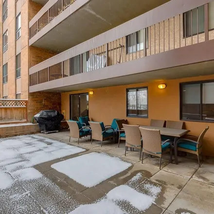 Image 5 - The Pinnacle, 9600 Southland Circle SW, Calgary, AB T2V 5A1, Canada - Apartment for rent
