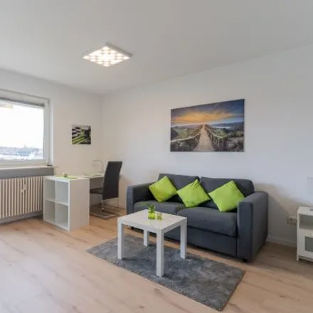 Rent this 3 bed apartment on Jakob-Lengfelder-Straße 35 in 61352 Bad Homburg vor der Höhe, Germany