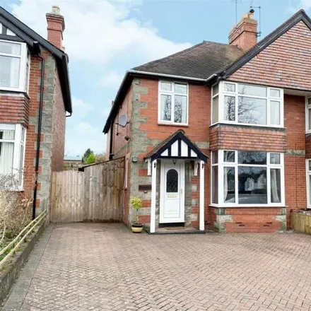 Buy this 4 bed duplex on Porthill Drive in Shrewsbury, SY3 8RT