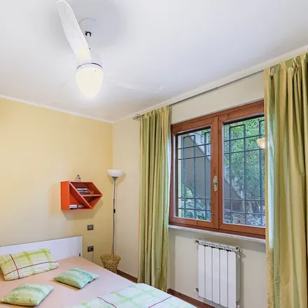 Rent this 1 bed apartment on Municipio di Polpenazze del Garda in Piazza Biolchi 1, 25080 Polpenazze del Garda BS